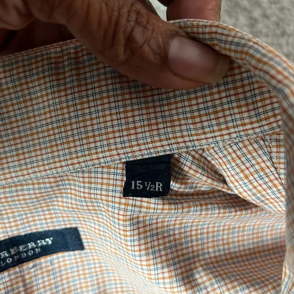 Burberry Tan Blue and White Dress Shirt Classic Design, length 30, flat 23